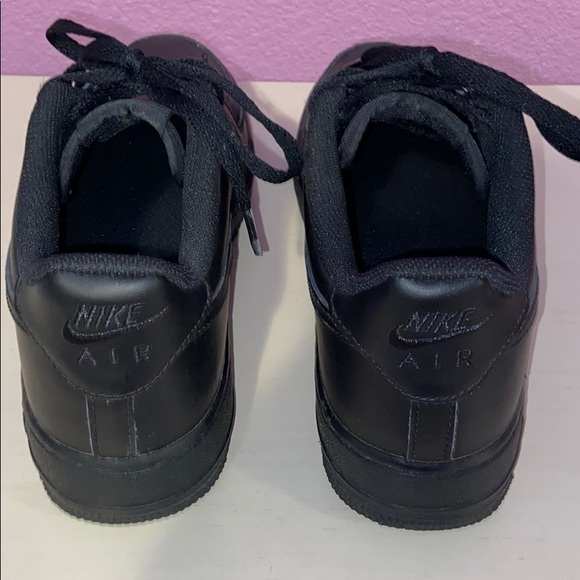 Nike Air Force 1 - Picture 3 of 4